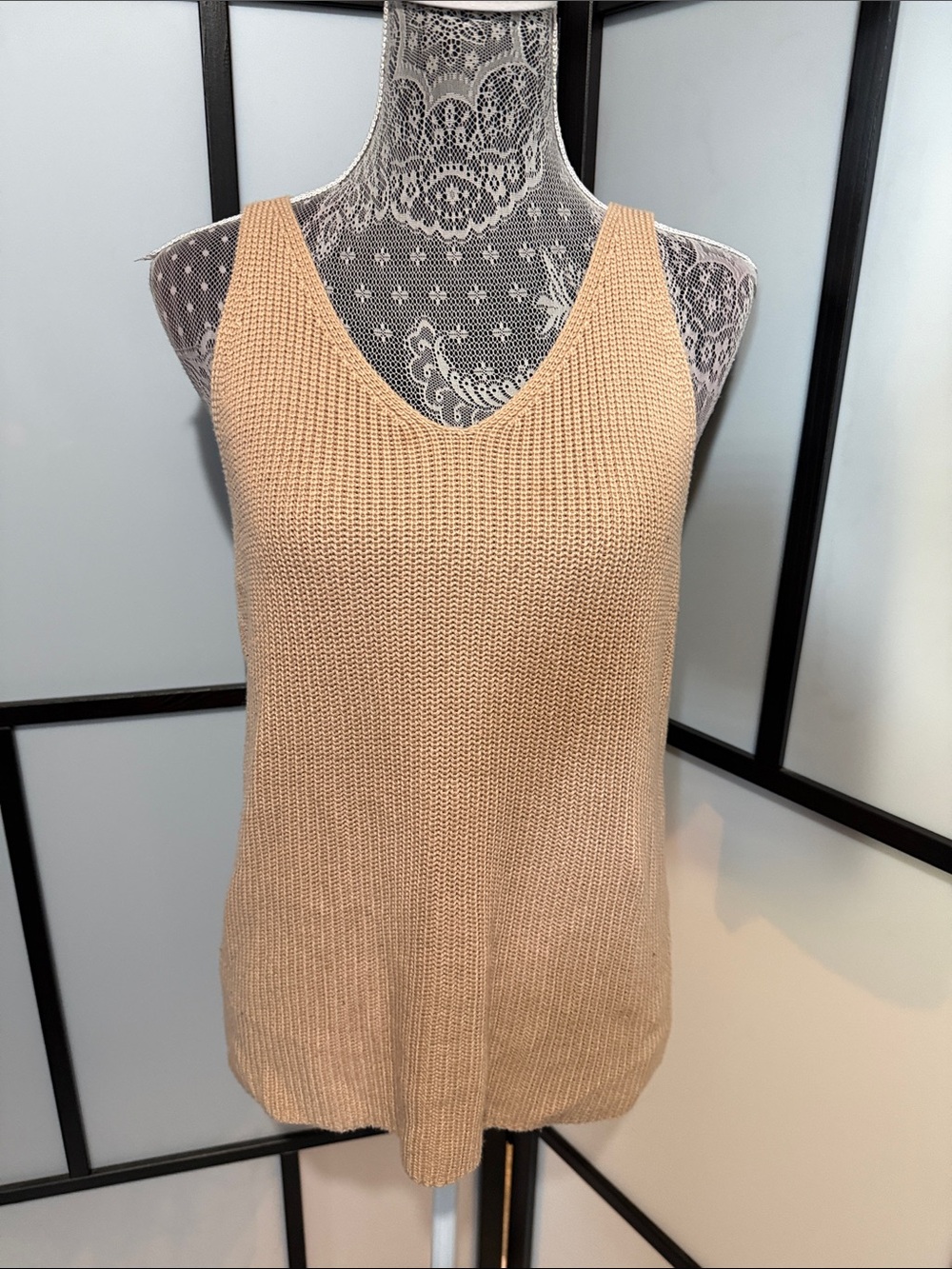 Sleeveless Knit V-Neck Tank Top - Beige
